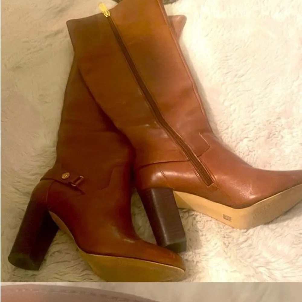 Anne Klein tall leather boots - Picture 2 of 8